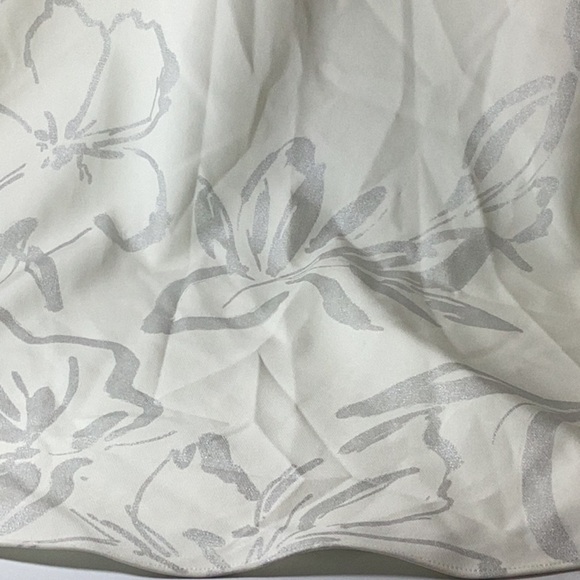 HALSTON
NEVEAN CAFTAIN IN FOIL CREPE - Picture 12 of 16